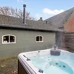 De Hoeve I *